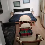Crescenziovaticanflat