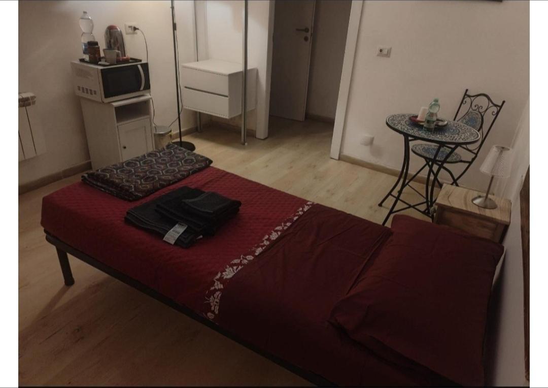 Crescenziovaticanflat * Rom